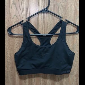 Nike Pro Sports Bra